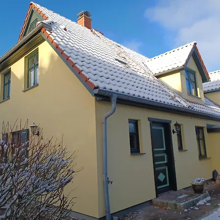 De Fischer Un Sien Fru Eg Wustrow (Fischland)