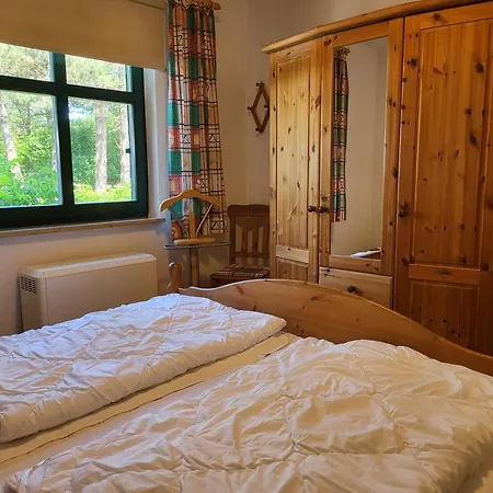 De Fischer Un Sien Fru Eg Wustrow (Fischland)